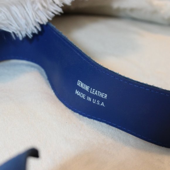 ?80s Cobolt Blue Suede Genuine Asymmetrical Leather Vintage Belt 24- 30\